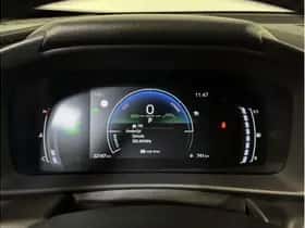 Toyota C-HR (2024) thumbnail 30
