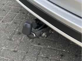 Toyota RAV4 (2016) thumbnail 9