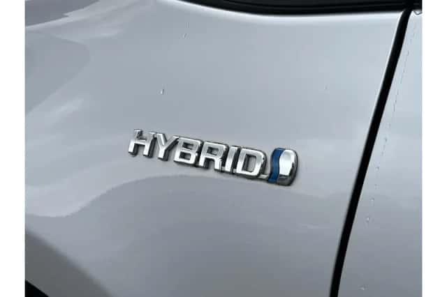 Toyota Yaris (2019) thumbnail 6