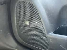 Toyota Prius (2013) thumbnail 27