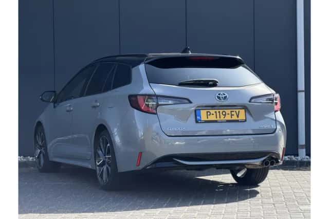 Toyota Corolla (2022) thumbnail 5