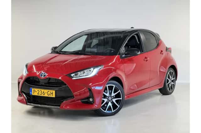 Toyota Yaris (2022) thumbnail 1