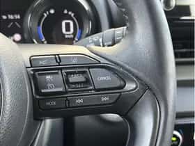 Toyota Yaris (2022) thumbnail 16
