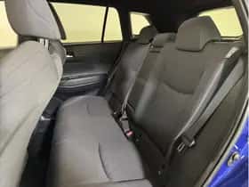 Toyota Corolla (2024) thumbnail 16