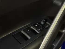 Toyota Corolla (2024) thumbnail 28