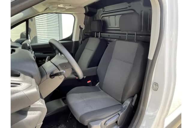 Toyota Proace (2024) thumbnail 4
