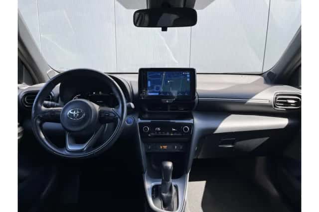 Toyota Yaris Cross (2022) thumbnail 2