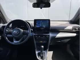 Toyota Yaris Cross (2022) thumbnail 2