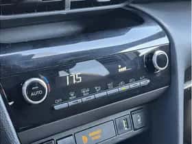 Toyota Yaris Cross (2022) thumbnail 14