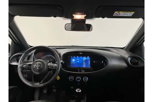 Toyota Aygo X (2024) thumbnail 2