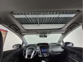 Toyota Prius (2012) thumbnail 13