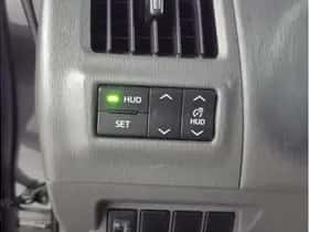 Toyota Prius (2012) thumbnail 17