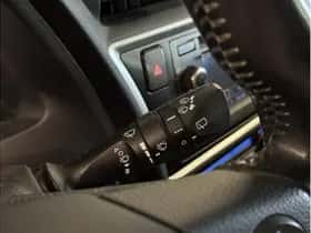 Toyota Auris (2013) thumbnail 19