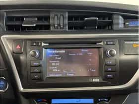 Toyota Auris (2013) thumbnail 25