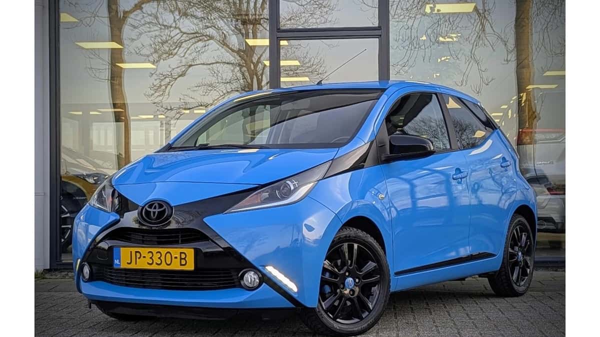Toyota Aygo (2016) — foto 1