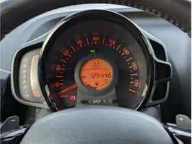 Toyota Aygo (2016) thumbnail 20
