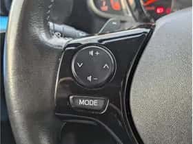 Toyota Aygo (2016) thumbnail 21