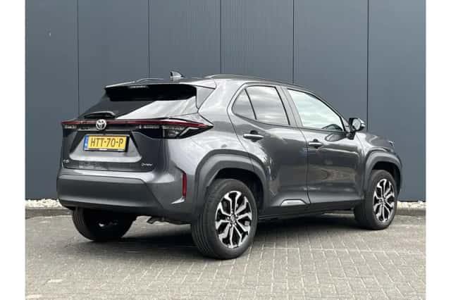 Toyota Yaris Cross (2025) thumbnail 5