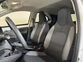 Toyota Aygo X (2023) thumbnail 11