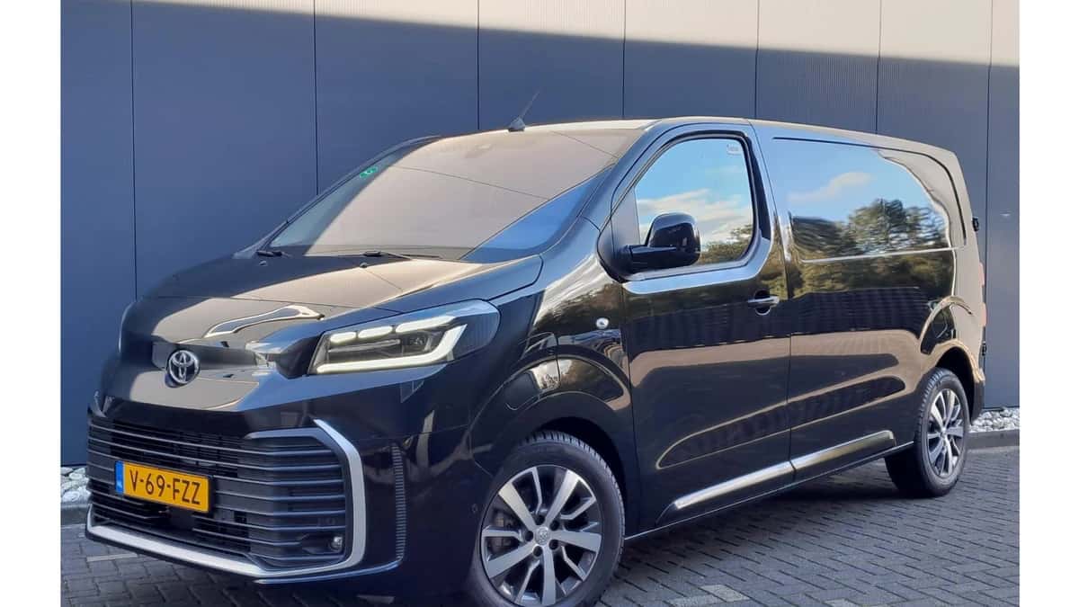 Toyota Proace (2024) — foto 1