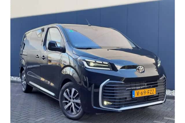 Toyota Proace (2024) thumbnail 5