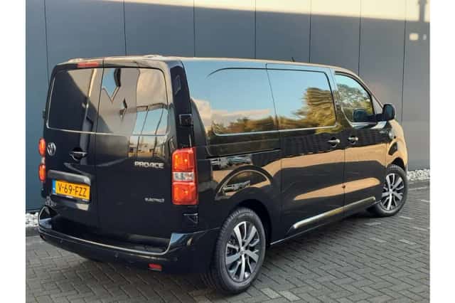 Toyota Proace (2024) thumbnail 6