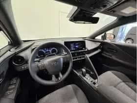 Toyota C-HR (2025) thumbnail 13