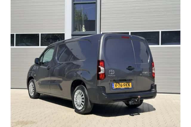 Toyota Proace (2024) thumbnail 5