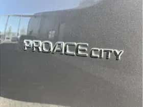 Toyota Proace (2024) thumbnail 9