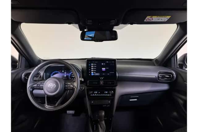 Toyota Yaris Cross (2025) thumbnail 2