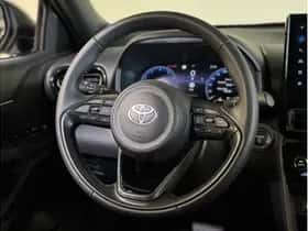 Toyota Yaris Cross (2025) thumbnail 32