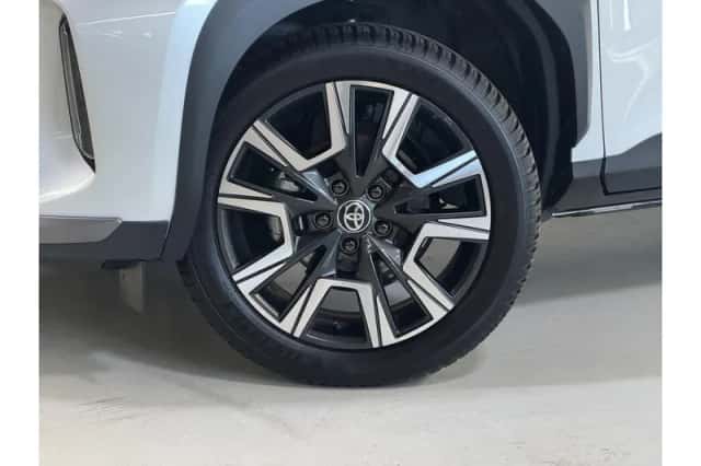 Toyota Yaris Cross (2025) thumbnail 5