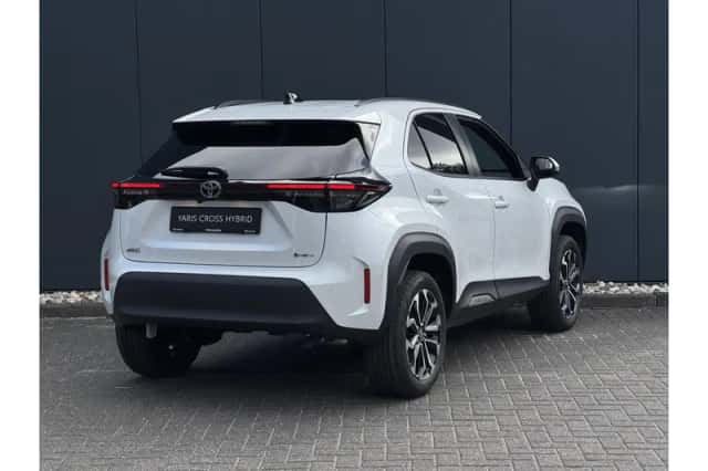 Toyota Yaris Cross (2026) thumbnail 3