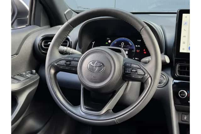 Toyota Yaris Cross (2026) thumbnail 4