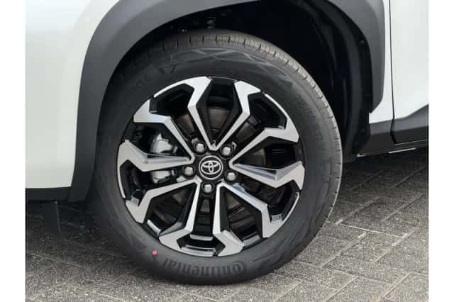 Toyota Yaris Cross (2026) thumbnail 5