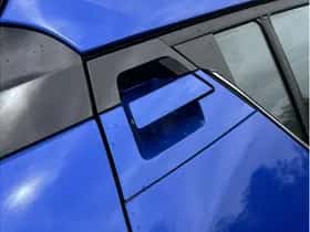 Toyota C-HR (2021) thumbnail 11