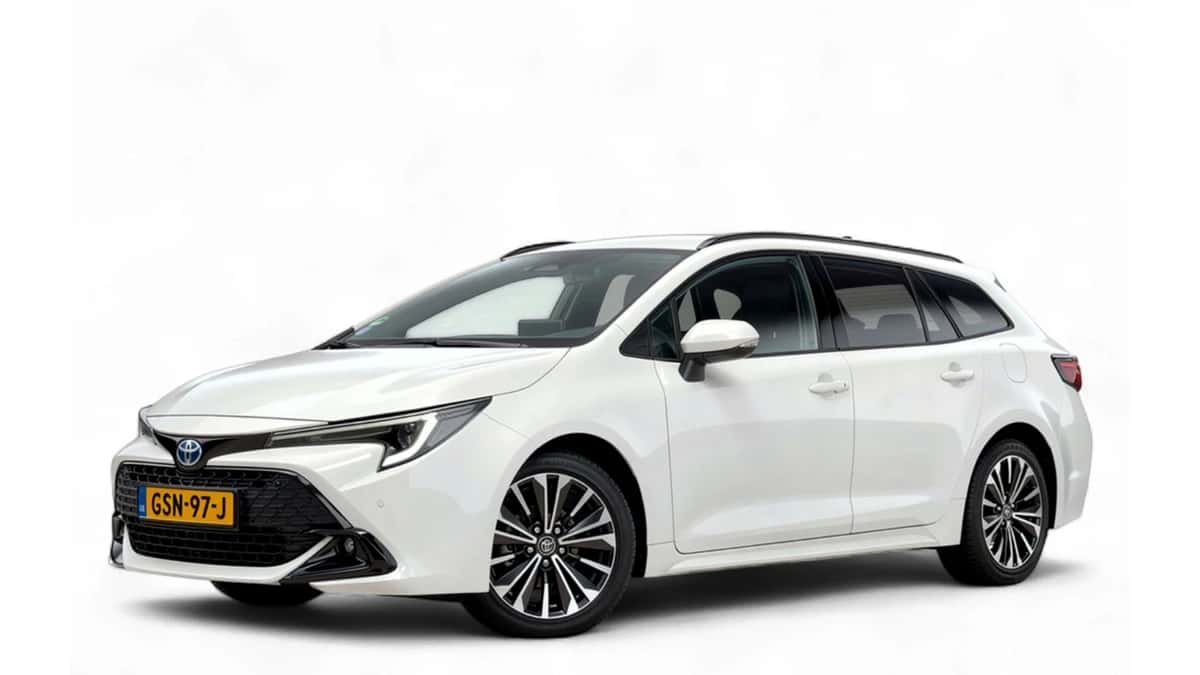 Toyota Corolla (2024) — foto 1