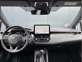 Toyota Corolla (2024) thumbnail 3