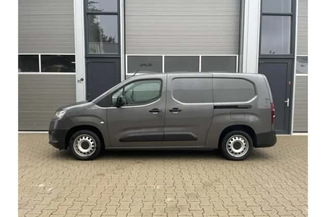 Toyota Proace (2023) thumbnail 4