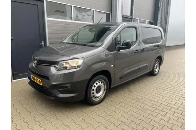 Toyota Proace (2023) thumbnail 6
