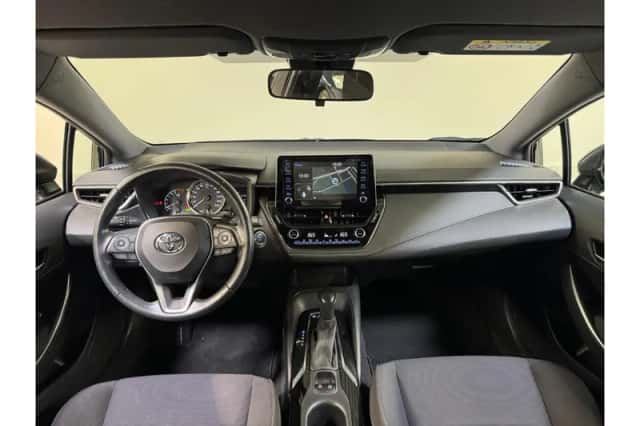 Toyota Corolla (2021) thumbnail 2