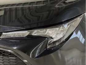 Toyota Corolla (2021) thumbnail 4