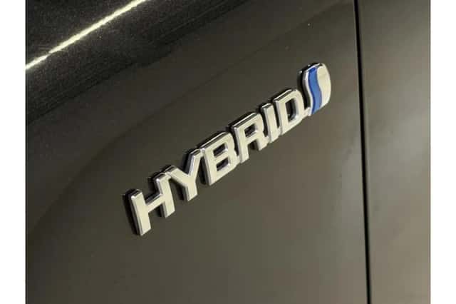 Toyota Corolla (2021) thumbnail 6