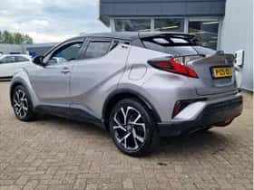 Toyota C-HR (2018) thumbnail 4