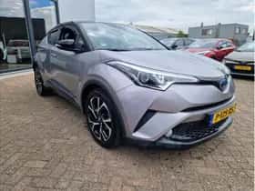 Toyota C-HR (2018) thumbnail 6