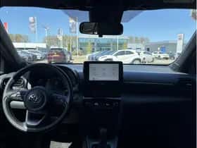 Toyota Yaris Cross (2022) thumbnail 2