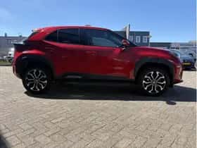 Toyota Yaris Cross (2022) thumbnail 5