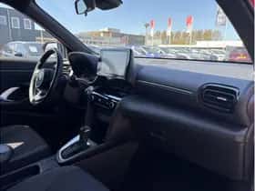 Toyota Yaris Cross (2022) thumbnail 8