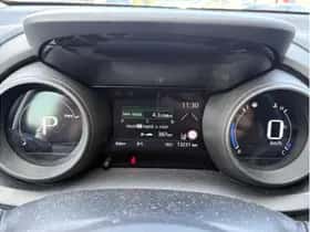 Toyota Yaris (2022) thumbnail 14