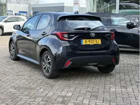 Toyota Yaris (2022) thumbnail 4